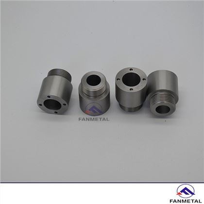 Páirteanna Meaisínithe ian tungstain moluibdín